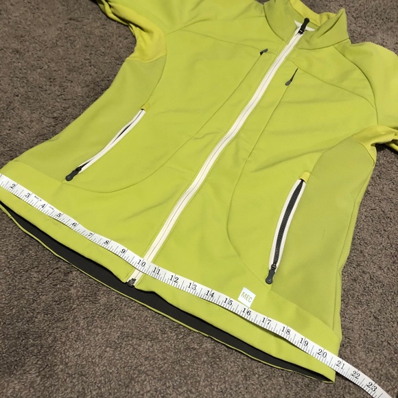 MEC running jacket - never worn, fits like a m/l - Picture 9 of 12